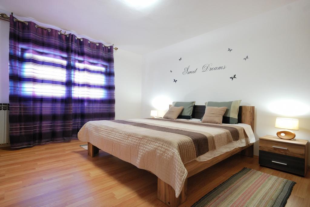 Luti Apartment
