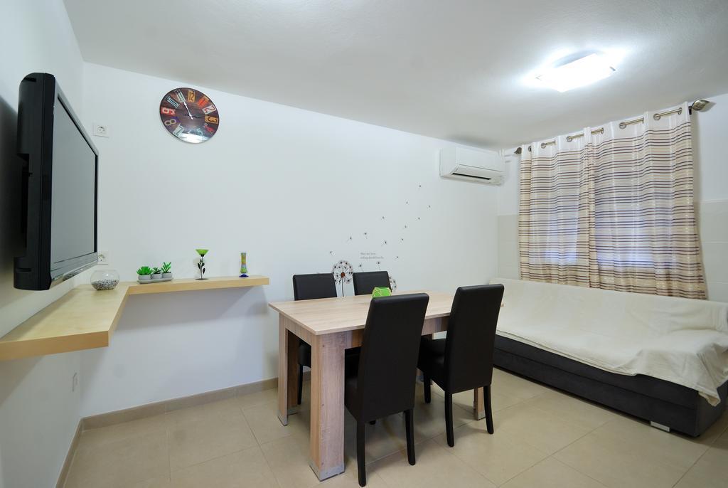 Luti Apartment