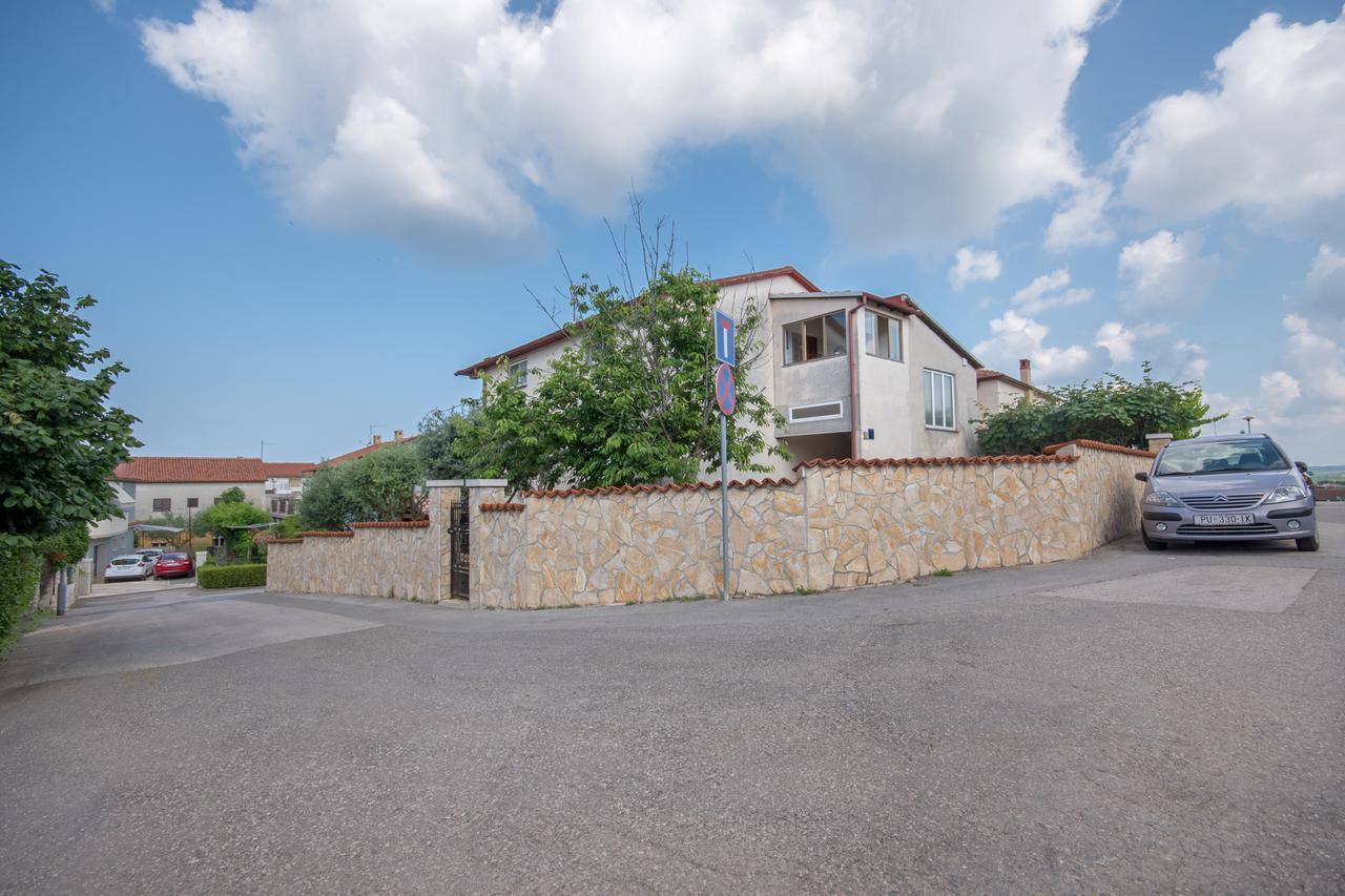 Luti Apartment Pula